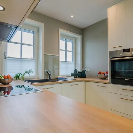 Ferienhaus Hoogenhüs Mit Eigener Sauna, Westerland, Sylt *